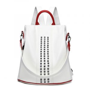 Elegant vit polyesterryggsäck för kvinnor med vit bakgrund