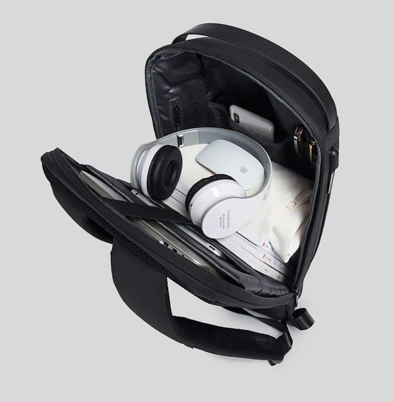 Slank Och Elegant Lyxig Ryggsäck 21115-45A801.Jpeg